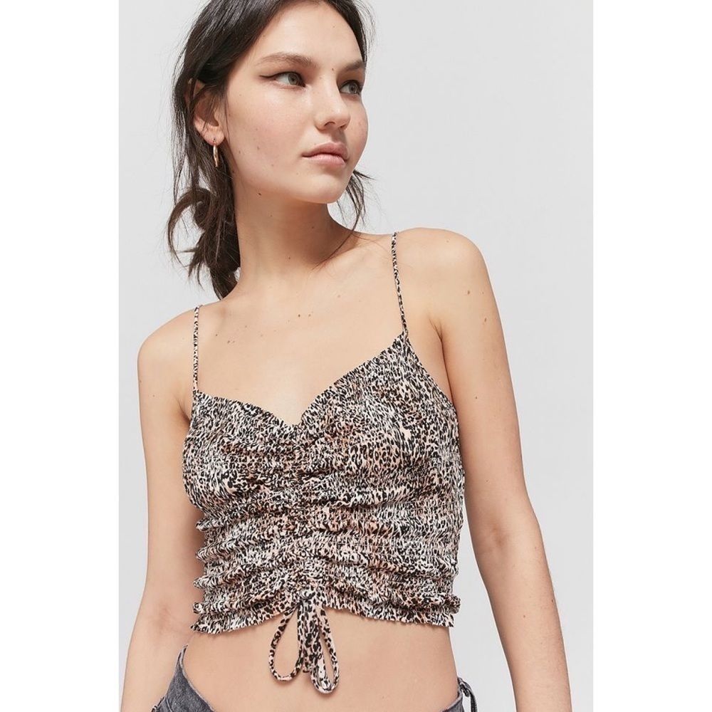 UO Sophie Ruched Cropped Tank Leopard
